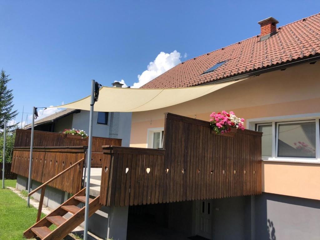 Apartma Kreda Mojstrana Exterior foto